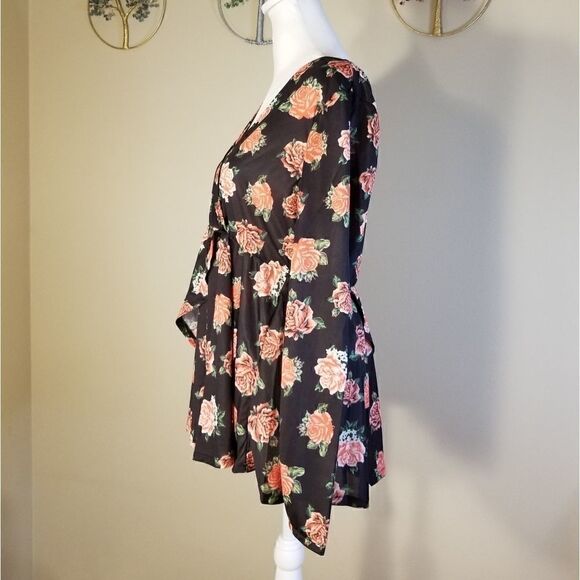 NWT! Asos Design Maternity Exclusive Long Sleeve Wrap Top In Rose Print Size 8 - Picture 2 of 9